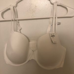 BRAND NEW WITH TAGS: aerie bra 40C